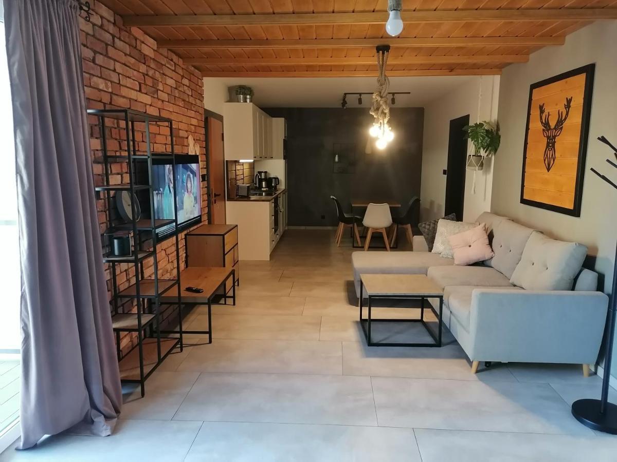 Apartament Jelen Lägenhet Złotów Exteriör bild
