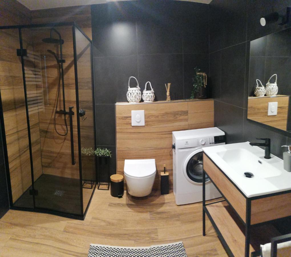 Apartament Jelen Lägenhet Złotów Exteriör bild